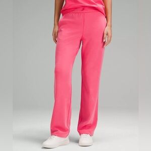 NWT Lululemon Softstreme High-Rise Pant Regular